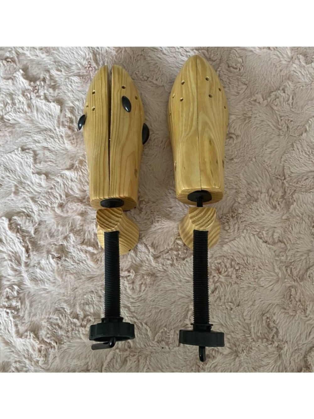 2 Wooden Men Shoe Stretcher Adjustable w 3 Bunion Plugs